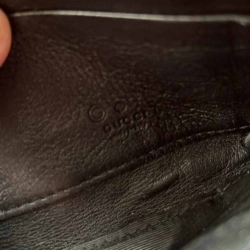 Vintage Gucci Guccissima black leather monogram zip wallet, zipper pulls missing - Picture 6 of 6